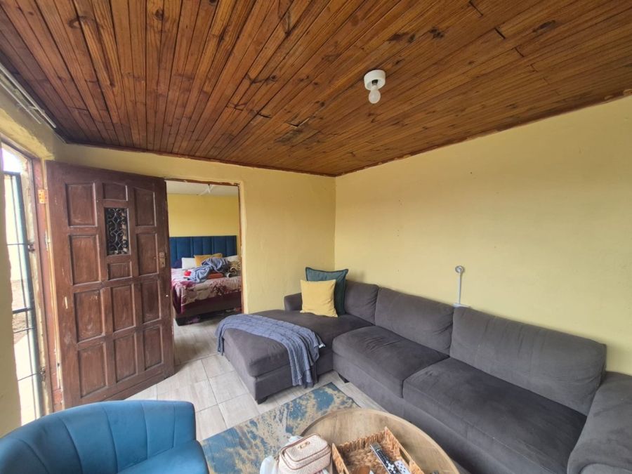 2 Bedroom Property for Sale in Kwazakhele Eastern Cape